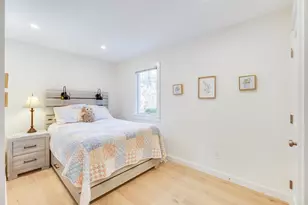 33 Fern Ln, Falmouth, MA 02543 - Photo 22