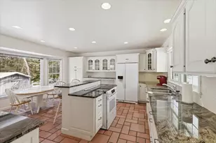 32 Niagara Ln, Yarmouth, MA 02673 - Photo 14