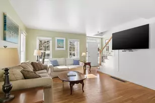 32 Niagara Ln, Yarmouth, MA 02673 - Photo 8