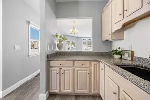 13 Bay Pointe Dr Ext, Wareham, MA 02571 - Photo 10