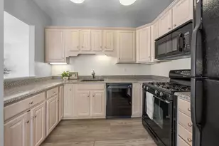 13 Bay Pointe Dr Ext, Wareham, MA 02571 - Photo 8