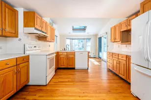 7 Pinefield Ln, Dennis, MA 02660 - Photo 12