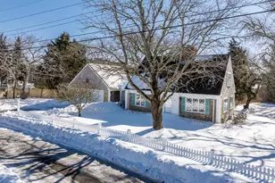 7 Pinefield Ln, Dennis, MA 02660 - Photo 2