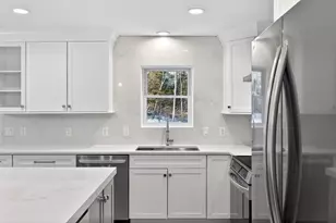 68 Hilltop Dr, Barnstable, MA 02648 - Photo 24