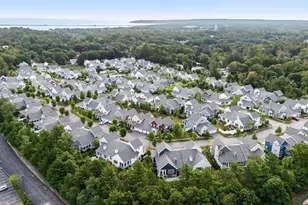 40 Danforth Ln, Plymouth, MA 02360 - Photo 2