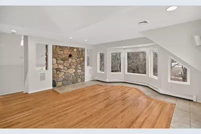 528 Menauhant Road, Falmouth, MA 02536 - Photo 10