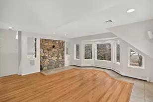 528 Menauhant Rd, Falmouth, MA 02536 - Photo 10