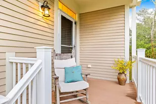 16 Grey Hawk Dr, Mashpee, MA 02649 - Photo 2