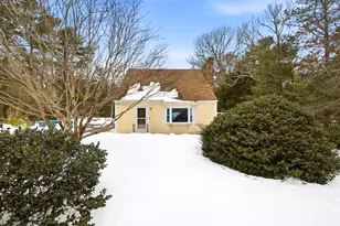52 Birch St, Plymouth, MA 02360 - Photo 2