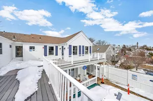15 Cottage St, Provincetown, MA 02657 - Photo 24