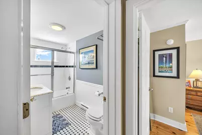 15 Cottage Street #2, Provincetown, MA 02657 - Photo 22