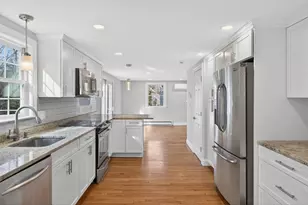 141 Braeside Rd, Falmouth, MA 02540 - Photo 8