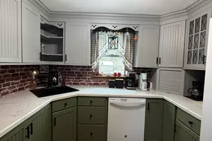 9 Bittersweet Rd, Falmouth, MA 02536 - Photo 4