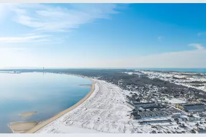 945 Commercial Street #Unit 3D, Provincetown, MA 02657 - Photo 24