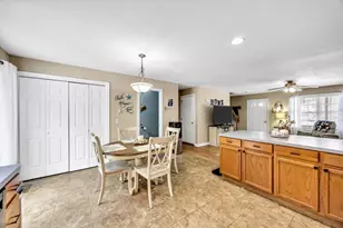 27 Ridge Dr, Middleborough, MA 02346 - Photo 6