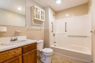 300 Falmouth Rd, Mashpee, MA 02649 - Photo 20