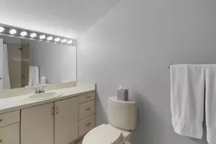 925 Main St, Barnstable, MA 02635 - Photo 28