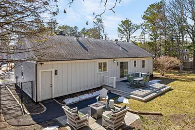 73 Braeburn Court, Falmouth, MA 02536 - Photo 4