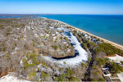 251 Shore Drive #UNIT C2, Mashpee, MA 02649 - Photo 8