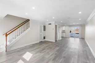 8 Captain Cook Ln, Barnstable, MA 02632 - Photo 4