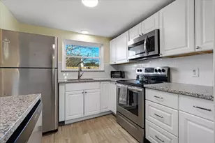 405 Village Dr, Bourne, MA 02532 - Photo 14