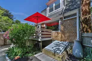 343 Bradford St, Provincetown, MA 02657 - Photo 26