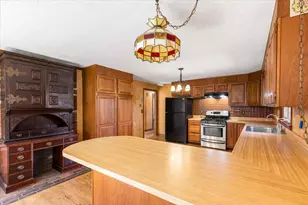 1094 County Rd, Bourne, MA 02534 - Photo 16