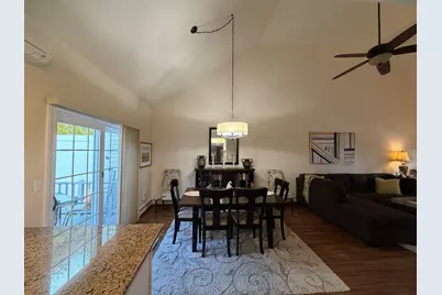 1 Hawthorne Court #UNIT C, Bourne, MA 02559 - Photo 4