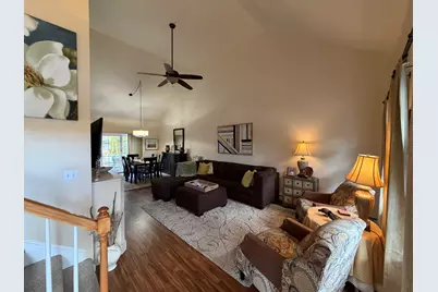 1 Hawthorne Court #UNIT C, Bourne, MA 02559 - Photo 2