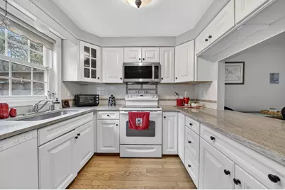 248 Camp Street #APT C5, Yarmouth, MA 02673 - Photo 8