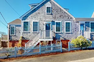 12 Franklin St, Provincetown, MA 02657 - Photo 4
