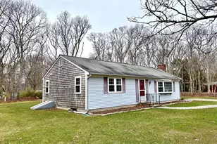 39 Whittier Dr, Dennis, MA 02638 - Photo 2