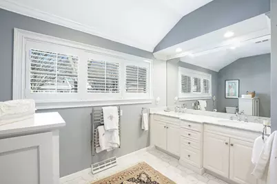 199 E Bay Road #APT 12, Barnstable, MA 02655 - Photo 16