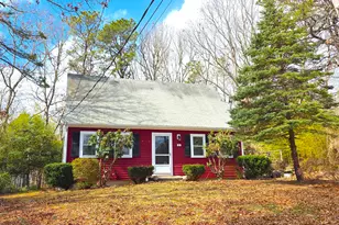 11 Webquish Ln, Mashpee, MA 02649 - Photo 1