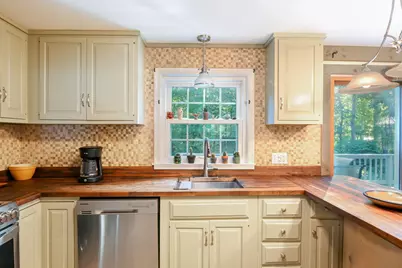 679 N Falmouth Highway, Falmouth, MA 02556 - Photo 10