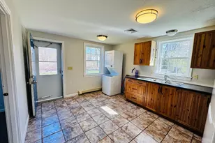 470 E Falmouth Hwy, Falmouth, MA 02536 - Photo 4