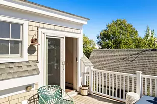 12 Cottage St, Provincetown, MA 02657 - Photo 12