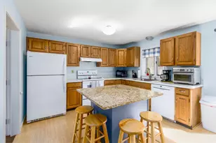 481 Buck Island Rd, Yarmouth, MA 02664 - Photo 4