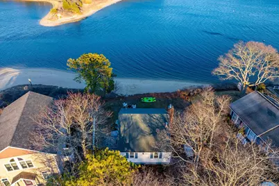 242 Edgewater Drive, Falmouth, MA 02536 - Photo 10