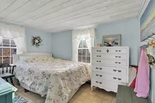 242 Edgewater Dr, Falmouth, MA 02536 - Photo 18