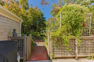 28 Commercial St, Provincetown, MA 02657 - Photo 34