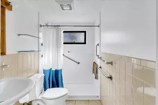 104 Edgewater Dr, Falmouth, MA 02536 - Photo 34
