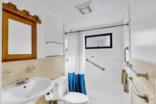 104 Edgewater Dr, Falmouth, MA 02536 - Photo 30