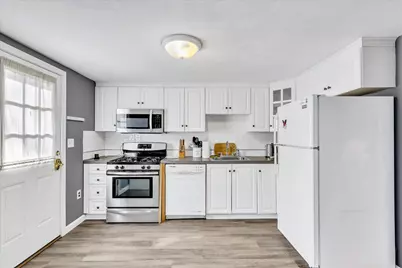 104 Edgewater Drive, Falmouth, MA 02536 - Photo 4