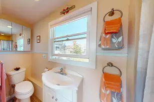 421 Commercial St, Provincetown, MA 02657 - Photo 10