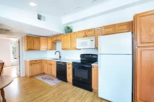 16 Lt Hauser Ln, Falmouth, MA 02540 - Photo 2
