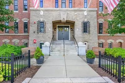 76 Court Street #APT 6, Plymouth, MA 02360 - Photo 2