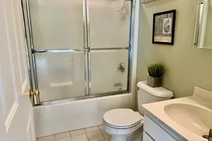 28 Windward St, Mashpee, MA 02649 - Photo 10