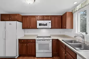 106 Pine Hill Blvd, Mashpee, MA 02649 - Photo 16