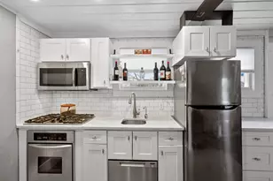 19 Center St, Provincetown, MA 02657 - Photo 12